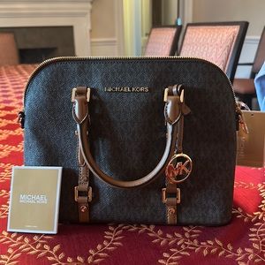 Michael Kors Bedford Legacy Dome Satchel brown/acorn
